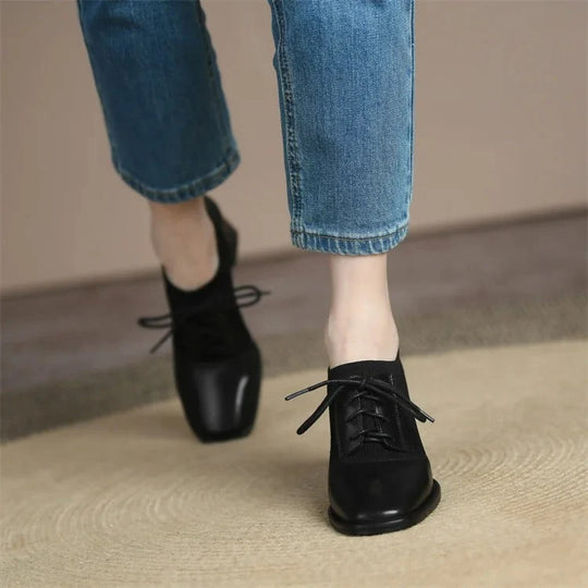 Urbane Und Trendige Outdoor-Turnschuhe