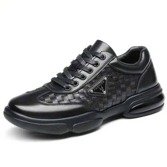 Elegante Herrenlederschuhe mit runder Schuhspitze.