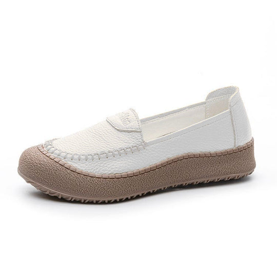 Schuhe mit weicher Sohle aus 100 % echtem Rindsleder.