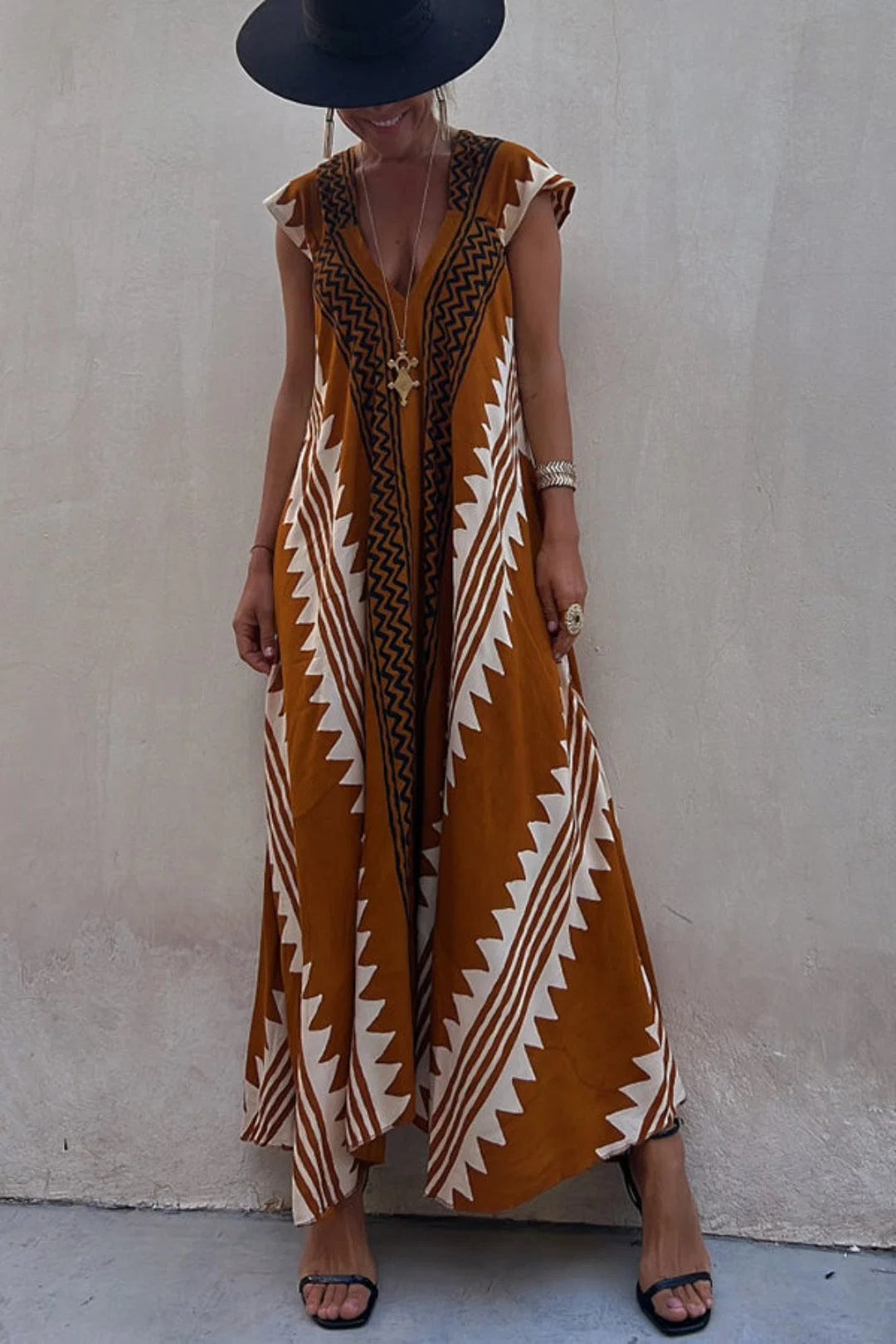 Trendiges, aztekisch inspiriertes Leberkleid für Damen