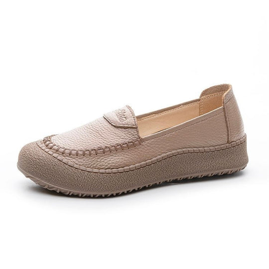 Schuhe mit weicher Sohle aus 100 % echtem Rindsleder.
