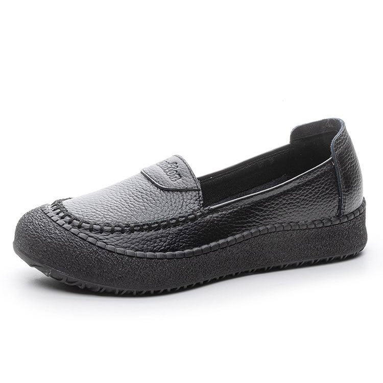 Schuhe mit weicher Sohle aus 100 % echtem Rindsleder.