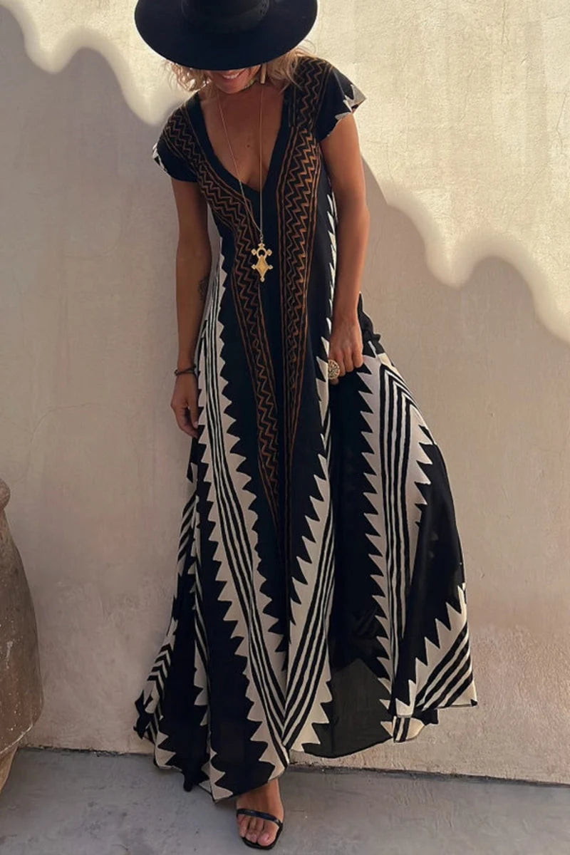 Trendiges, aztekisch inspiriertes Leberkleid für Damen