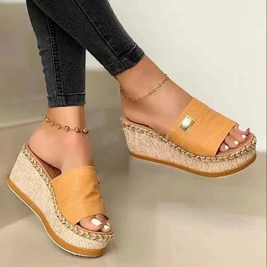 Rattan-Sandalen