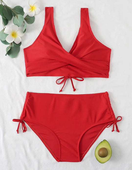 Bescheidener Bikini mit Hoher Taille