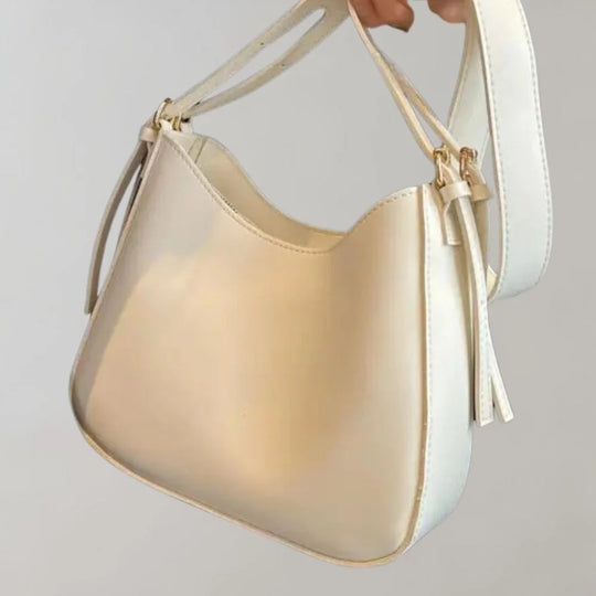 Schlichte und elegante Crossbody-Tasche im minimalistischen Design | Vegan