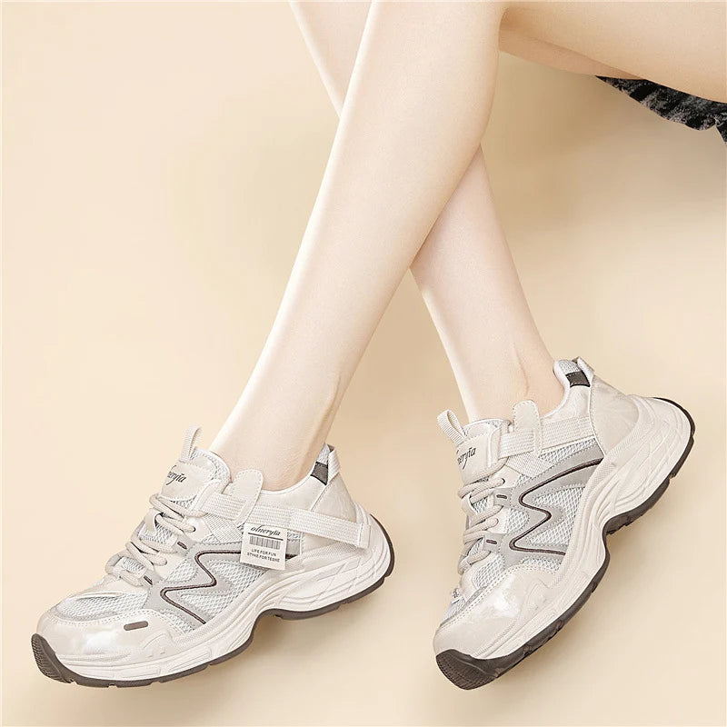 Damen Sportliche Lifestyle-Sneaker mit atmungsaktivem Obermaterial und rutschfester Sohle