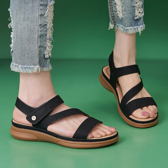 Sandalias de piel de res con “memoria elástica”