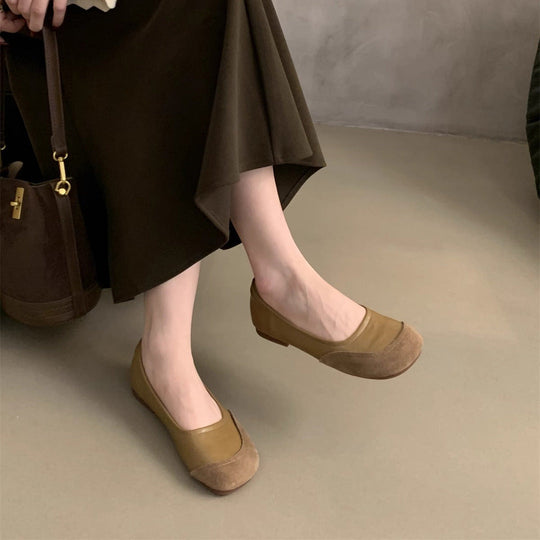 Zapatos planos de piel suave genuina