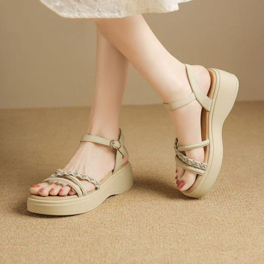 Sandalias de verano con pedrería y suela suave