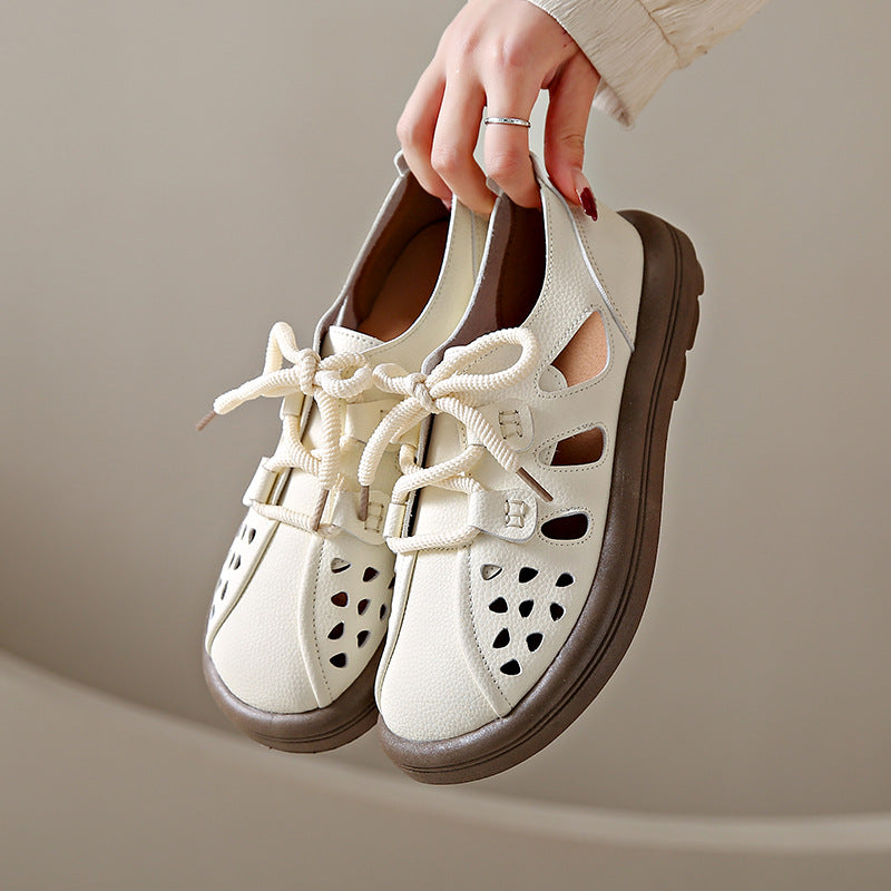 Sandalias ligeras con diseño calado