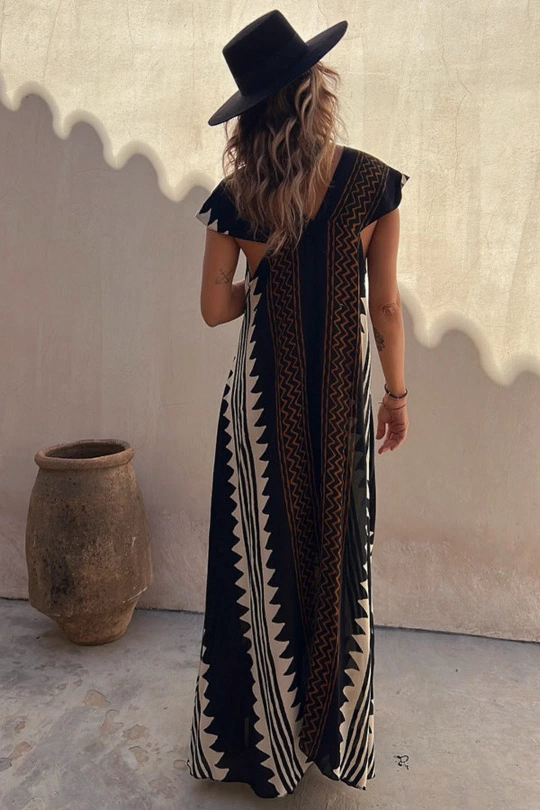 Trendiges, aztekisch inspiriertes Leberkleid für Damen