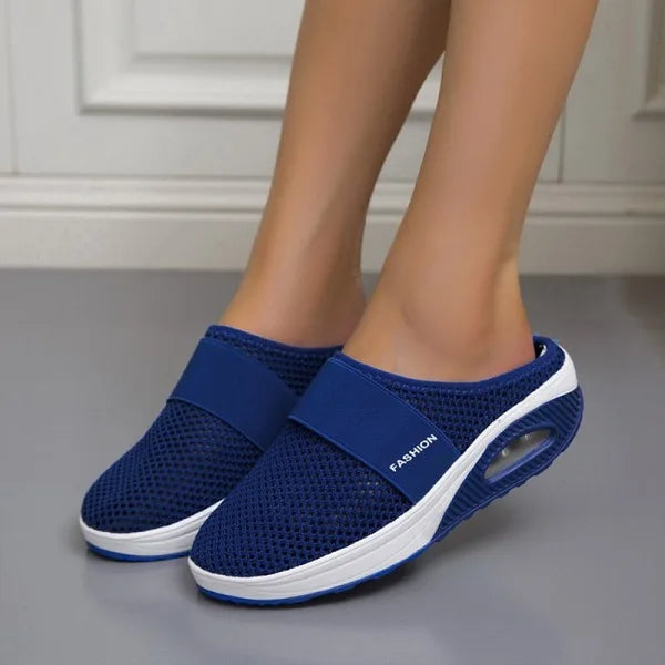 Damen Slip-On-Slipper aus Mesh mit strukturierter Sohle