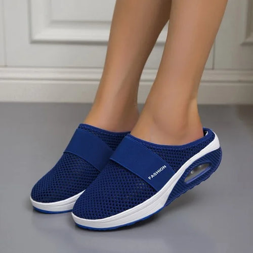 Damen Slip-On-Slipper aus Mesh mit strukturierter Sohle