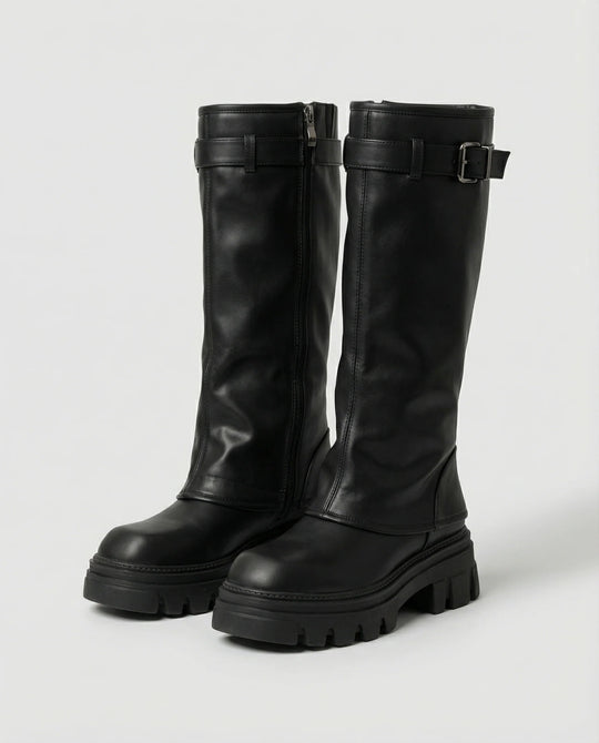 Kniehohe Plateaustiefel